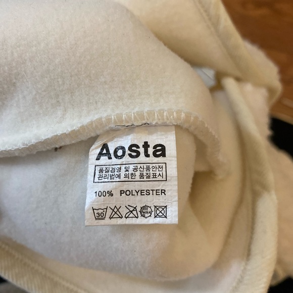 NWT FAUX FUR VEST- Kids - Picture 5 of 5